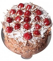 Göz Nuru İle Hazırlanan 6–9 Kişilik Çikolatalı Frambuazlı Yaş Pasta